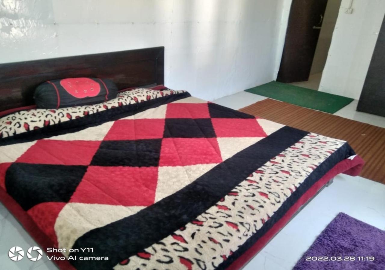 Silver Dew Resorts And Restaurant Dhanaulti Exterior photo