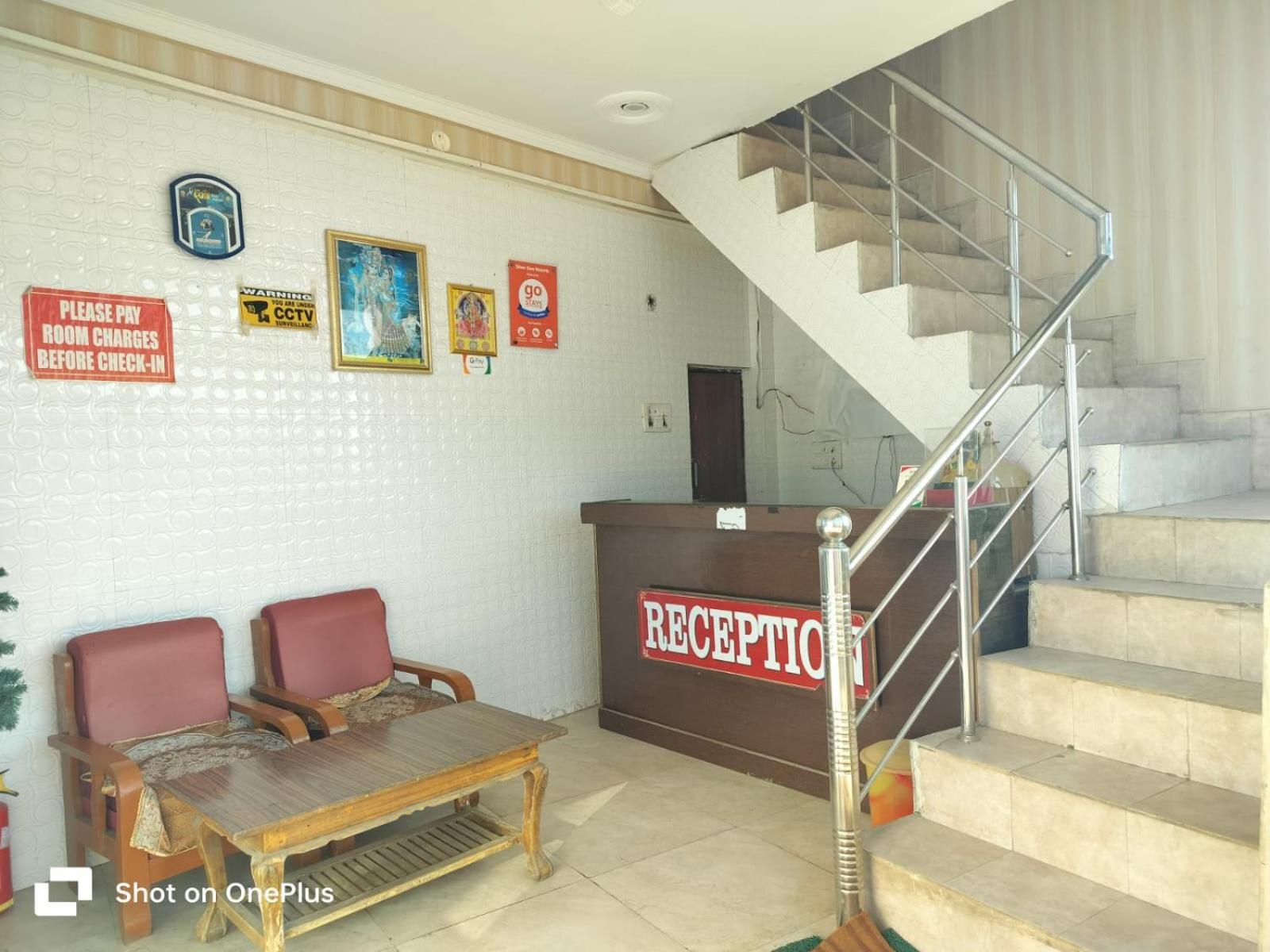 Silver Dew Resorts And Restaurant Dhanaulti Exterior photo