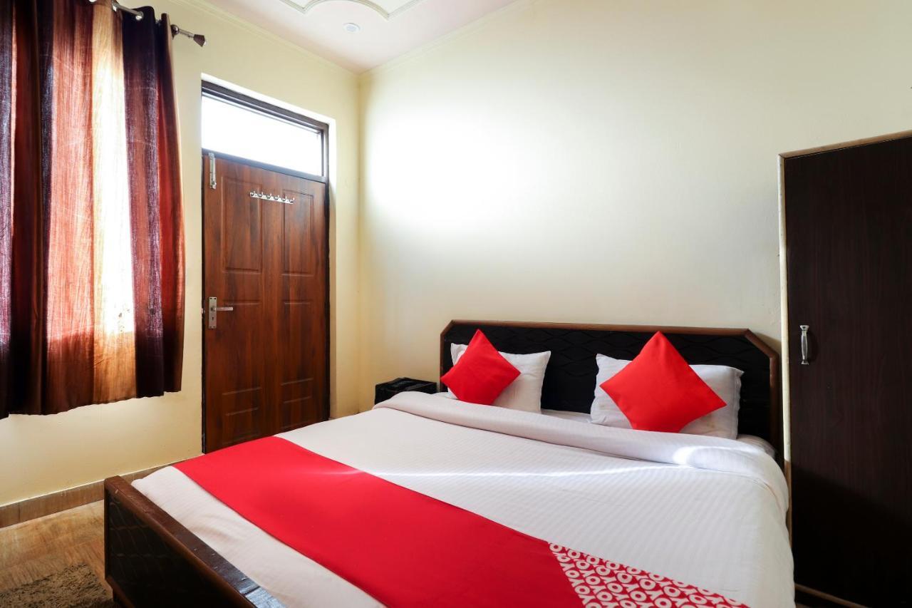 Silver Dew Resorts And Restaurant Dhanaulti Exterior photo