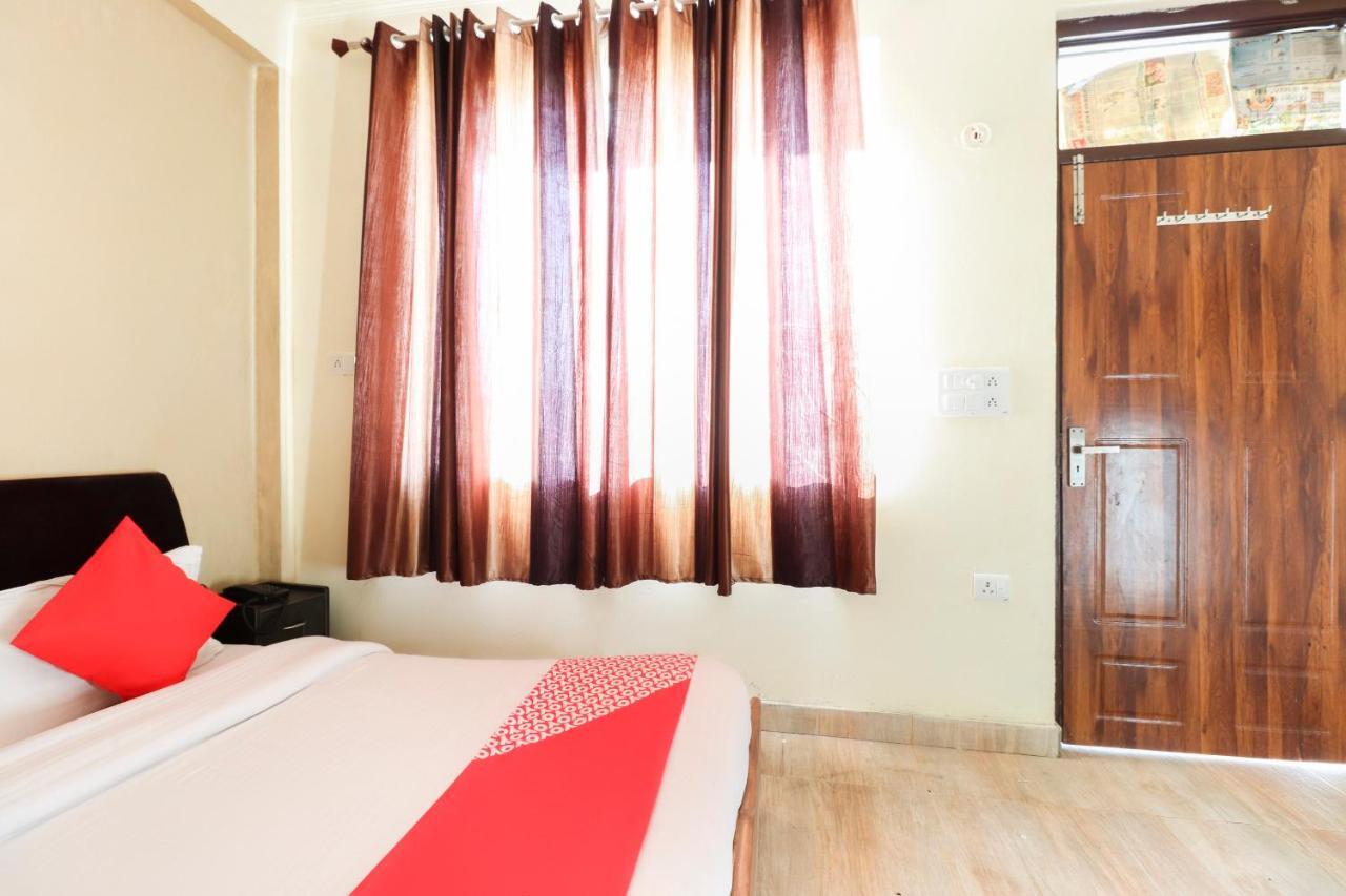 Silver Dew Resorts And Restaurant Dhanaulti Exterior photo